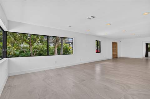 1215 NE 110th St, Miami FL - photo 7 of 40