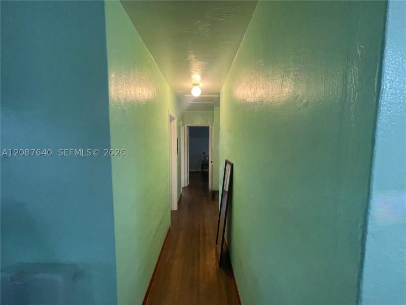 3 bedroom SingleFamilyResidence at 3430 SW 89th Ave, Olympic Heights, Miami — photo 5