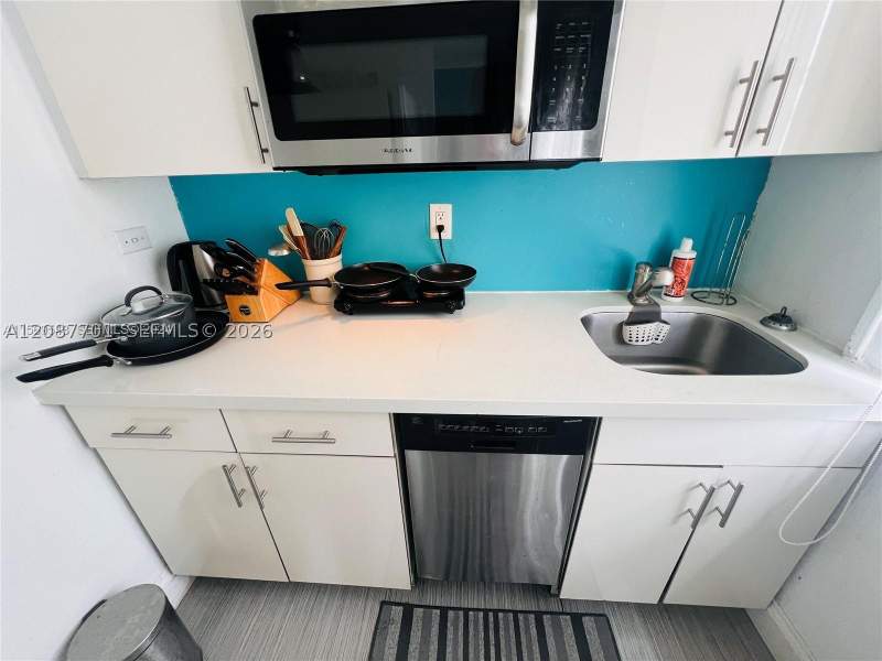 0 bedroom Condominium at 1611 Michigan Ave 24, Monterrey Condo, Miami Beach — photo 4