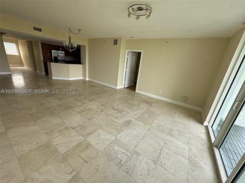 15051 Royal Oaks Ln 701, North Miami FL - photo 11 of 36