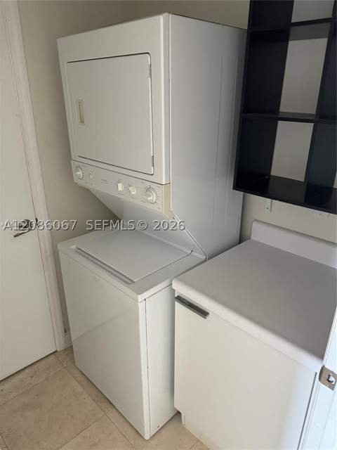 15051 Royal Oaks Ln 701, North Miami FL - photo 22 of 36