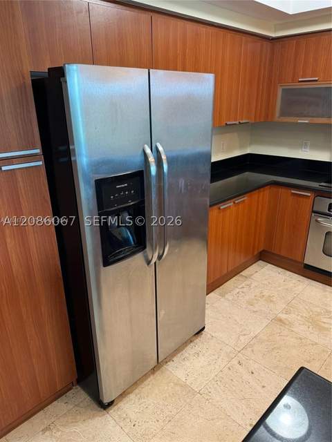 15051 Royal Oaks Ln 701, North Miami FL - photo 8 of 36