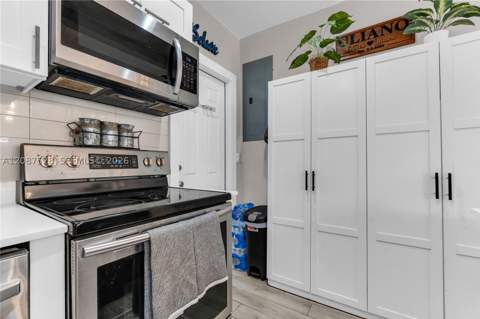 11831 NW 5th Ave, Miami FL - photo 12 of 44