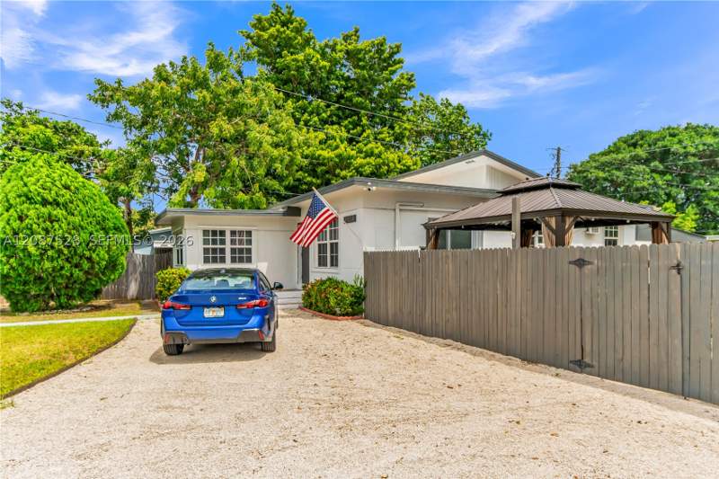 3 bedroom SingleFamilyResidence at 11831 NW 5th Ave, Almendares, Miami — photo 4