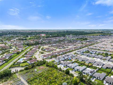 22610 SW 129th Ave, Miami FL - photo 7 of 37