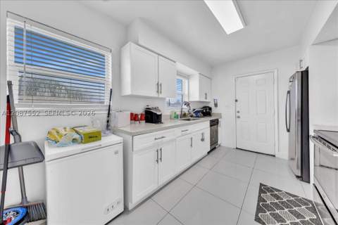 1745 NW 189th Ter, Miami Gardens FL - photo 7 of 33
