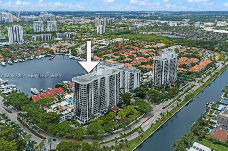 2 bedroom Condominium at 3640 Yacht Club Drive 1807, Harborside, Aventura — photo 3