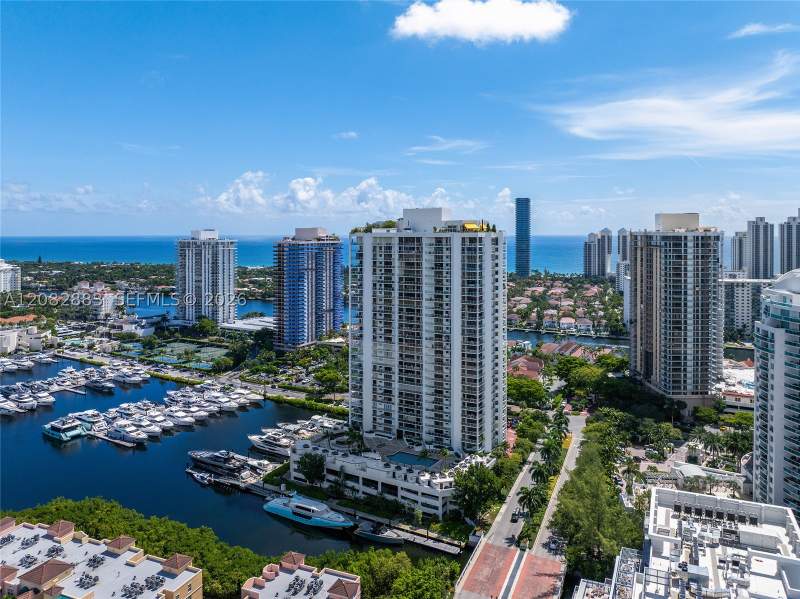 6 bedroom Condominium at 19500 Turnberry Way Tow-De, Marina Tower Condo, Aventura — photo 5