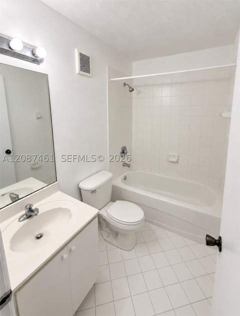2650 SE 12th Pl 201, Homestead FL - photo 12 of 14