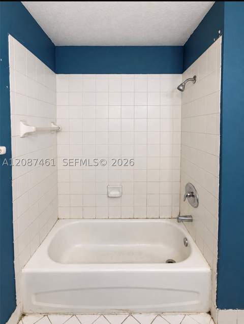 2650 SE 12th Pl 201, Homestead FL - photo 9 of 14