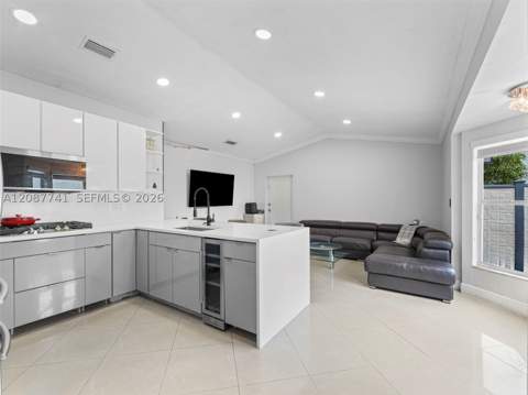 9781 SW 155th Ave, Miami FL - photo 6 of 32