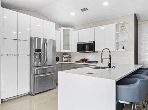 9781 SW 155th Ave, Miami FL - photo 7 of 32