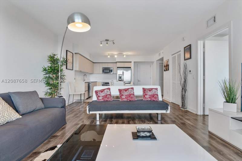 1 bedroom Condominium at 4250 Biscayne Blvd 1008, 4250 Biscayne Boulevard C, Miami — photo 5