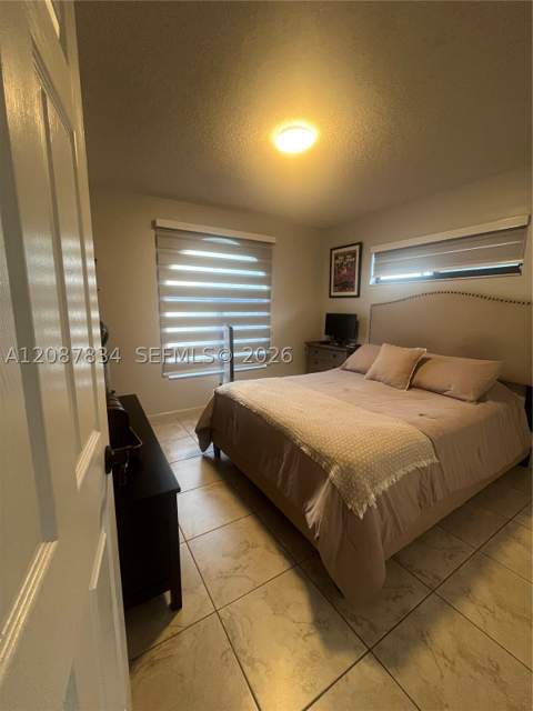 7801 W 30th Ln, Hialeah FL - photo 13 of 21
