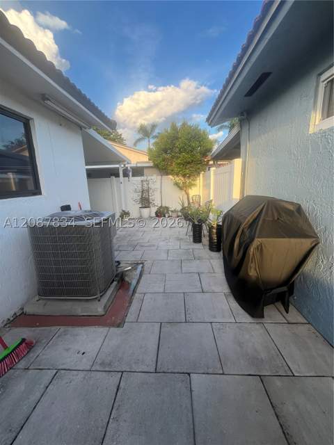 7801 W 30th Ln, Hialeah FL - photo 21 of 21