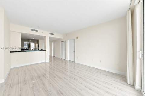 2101 Brickell Ave 3107, Miami FL - photo 14 of 60