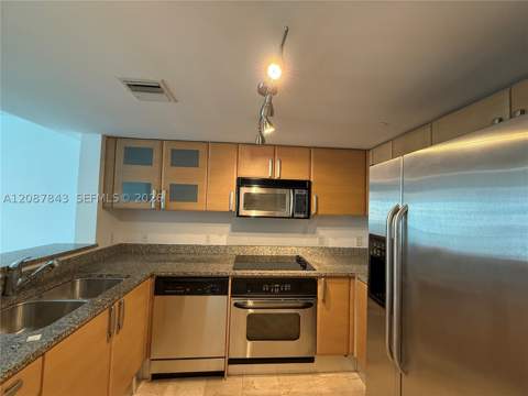 2101 Brickell Ave 1002, Miami FL - photo 7 of 14