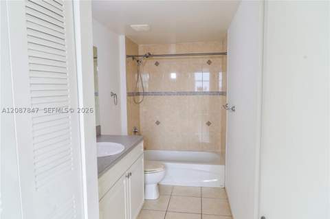 1 Glen Royal Pkwy 809, Miami FL - photo 13 of 22