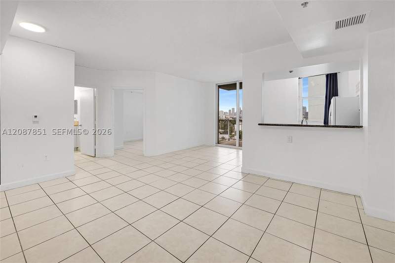 2 bedroom Condominium at 1 Glen Royal Pkwy 1010, Altos De Miami Condo, Miami — photo 2