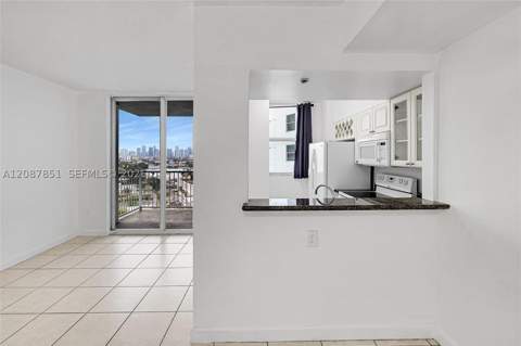 1 Glen Royal Pkwy 1010, Miami FL - photo 6 of 21