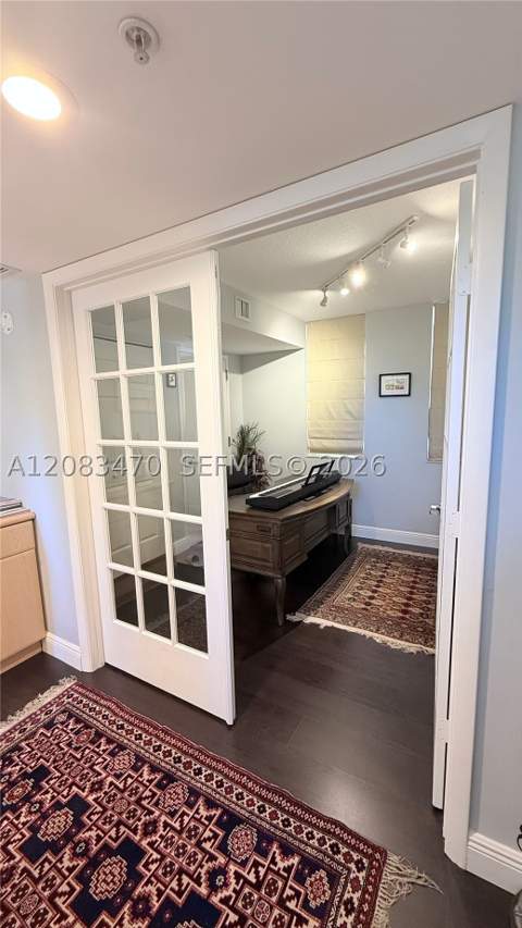 3232 SW 22nd Ter 113, Miami FL - photo 6 of 47