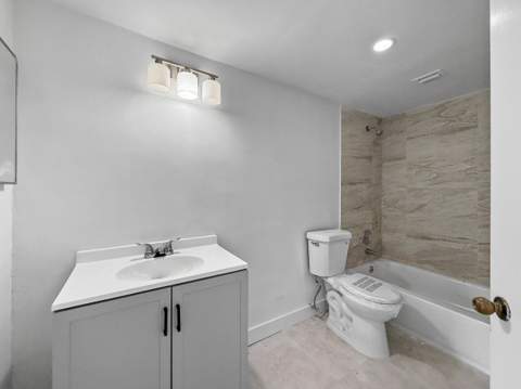 8290 Lake Drive 250, Doral FL - photo 12 of 59