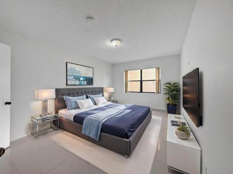 8290 Lake Drive 250, Doral FL - photo 14 of 59