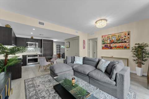 45 SW 9th St 1002, Miami FL - photo 18 of 25
