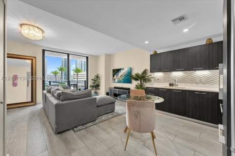45 SW 9th St 1002, Miami FL - photo 20 of 25