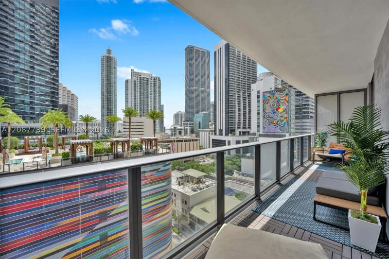 1 bedroom Condominium at 45 SW 9th St 1002, Brickell Heights East Con, Miami — photo 5
