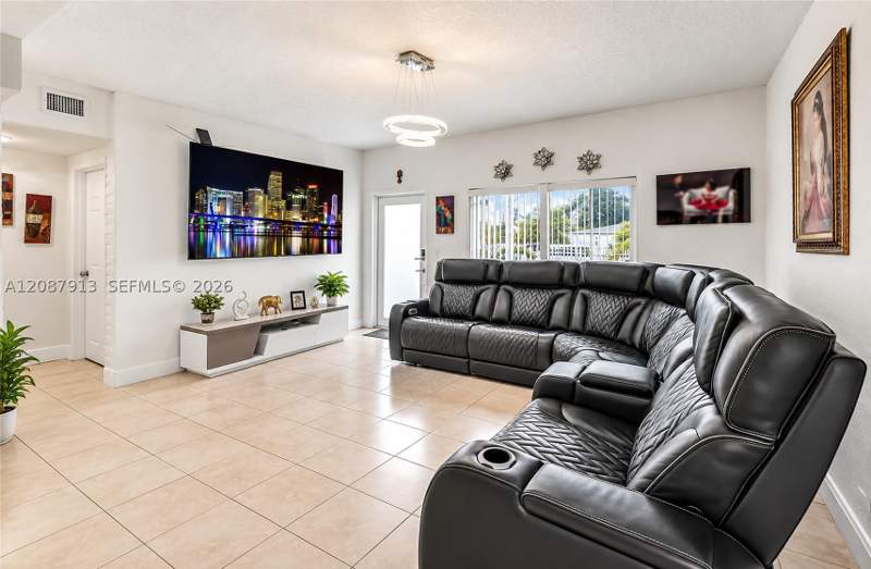 3 bedroom SingleFamilyResidence at 735 NW 129th St, North Shore Heights, North Miami — photo 5
