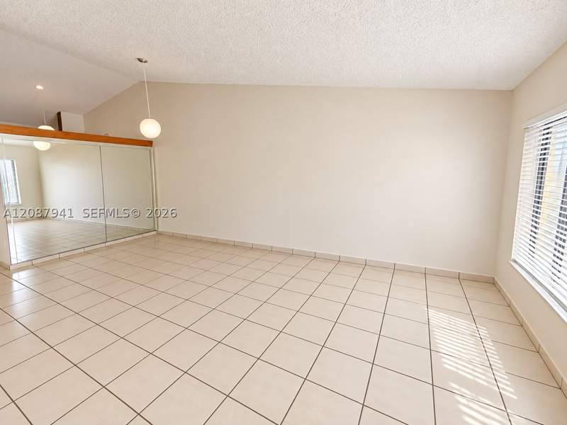 3 bedroom SingleFamilyResidence at 12796 NW 102 Ct, Gardens Of El Jardin Sec, Hialeah Gardens — photo 4