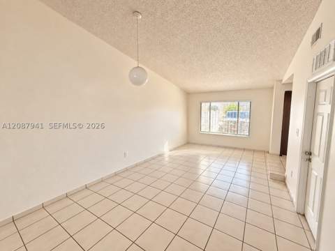 12796 NW 102 Ct, Hialeah Gardens FL - photo 6 of 10