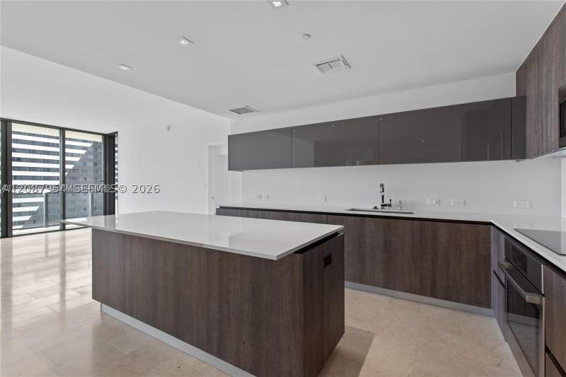 3 bedroom Condominium at 88 SW 7th St 904, Rise Condo, Miami — photo 3