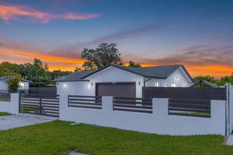 22601 SW 127th Ave, Miami FL - photo 6 of 82