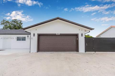 22601 SW 127th Ave, Miami FL - photo 8 of 82