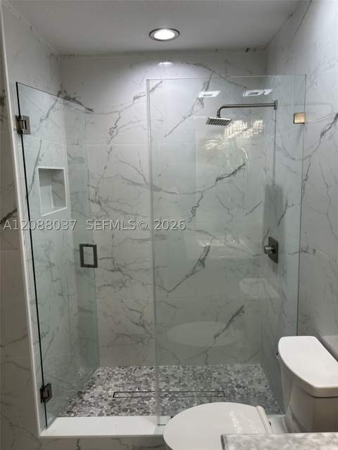 18859 NW 86th Ave 3305, Hialeah FL - photo 23 of 32