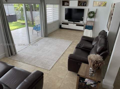 17831 NW 84th Ct, Miami FL - photo 18 of 27
