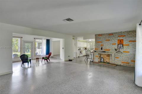 18500 NE 23rd Ct, Miami FL - photo 8 of 52