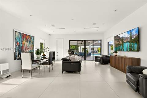11681 SW 93rd St, Miami FL - photo 13 of 52