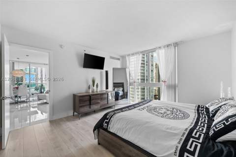 150 Sunny Isles Blvd 1-1004, Sunny Isles Beach FL - photo 15 of 54