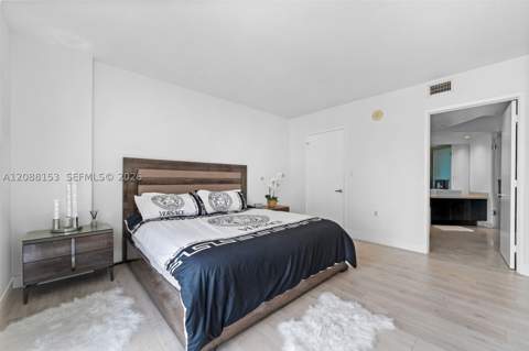 150 Sunny Isles Blvd 1-1004, Sunny Isles Beach FL - photo 16 of 54