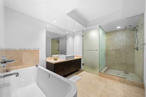 150 Sunny Isles Blvd 1-1004, Sunny Isles Beach FL - photo 17 of 54