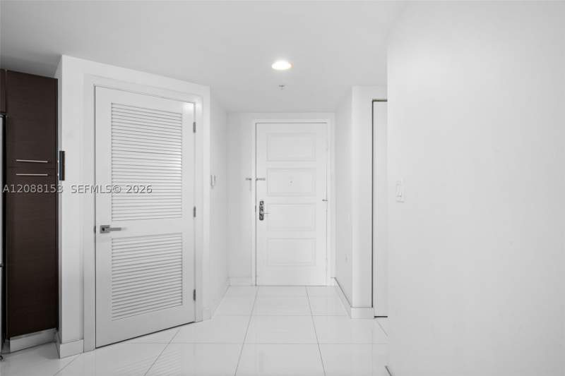 3 bedroom Condominium at 150 Sunny Isles Blvd 1-1004, St Tropez On The Bay 1 Co, Sunny Isles Beach — photo 5