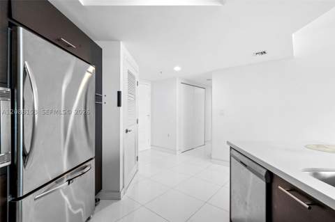 150 Sunny Isles Blvd 1-1004, Sunny Isles Beach FL - photo 6 of 54
