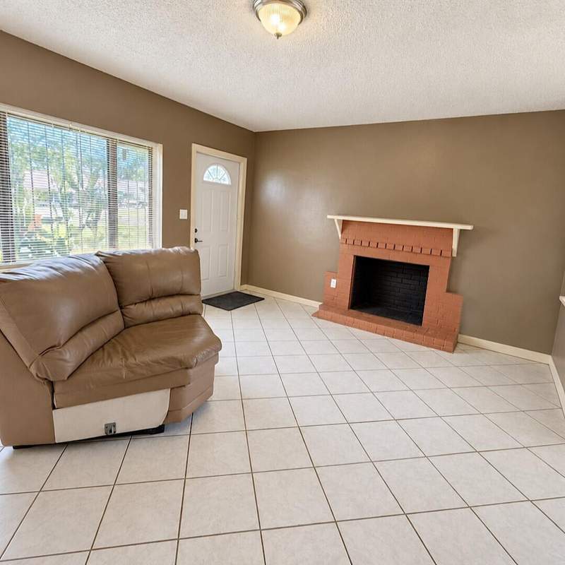 3 bedroom SingleFamilyResidence at 915 Rutland Street, Opa Locka Pl No 3, Opa Locka — photo 3