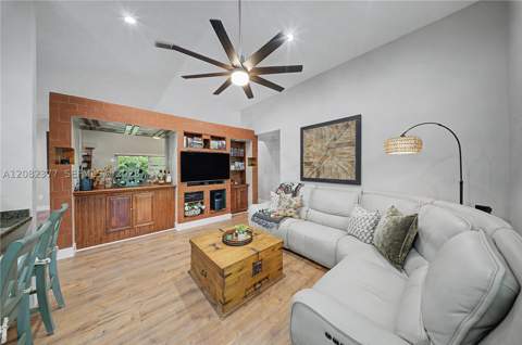 14220 SW 92nd St, Miami FL - photo 14 of 35