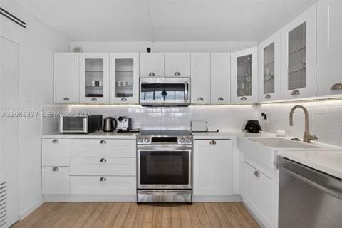 2150 Sans Souci Blvd Ph-D1, North Miami FL - photo 12 of 35