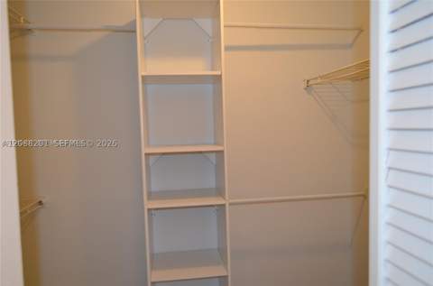 16570 NE 26th Ave 4D, North Miami Beach FL - photo 13 of 17