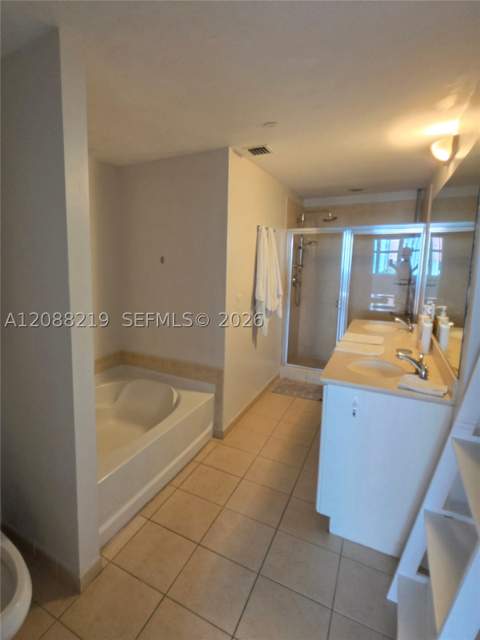 3340 NE 190th St 705, Aventura FL - photo 16 of 27